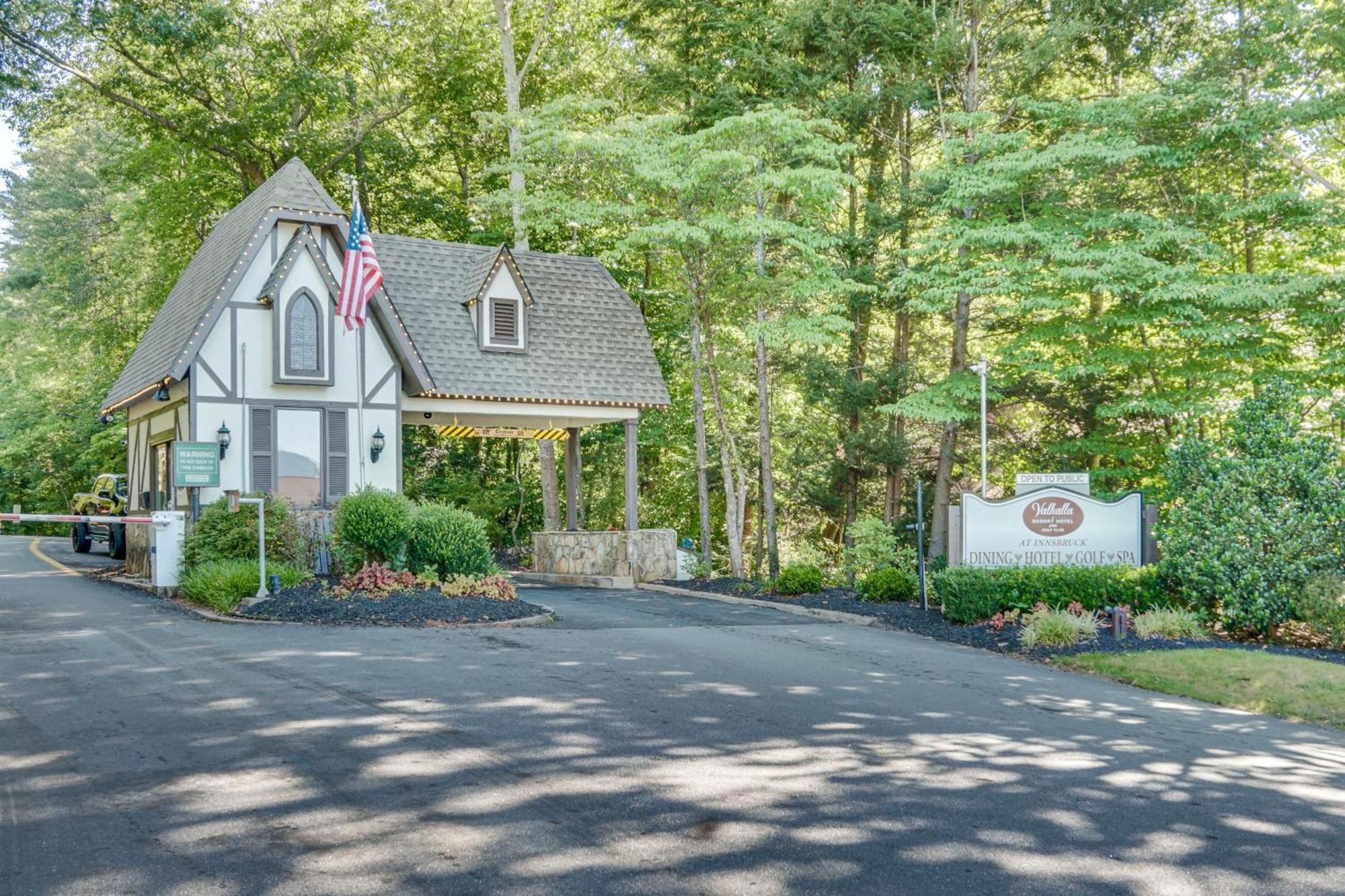 Stunning Helen Getaway With Hot Tub And Ev Charger!ヴィラ エクステリア 写真